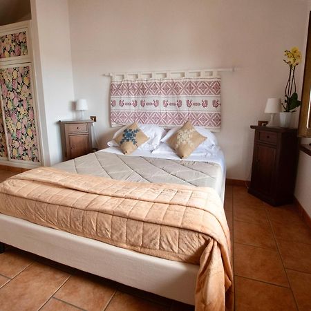 Albergo Ristorante Locanda Rosella Giba Buitenkant foto
