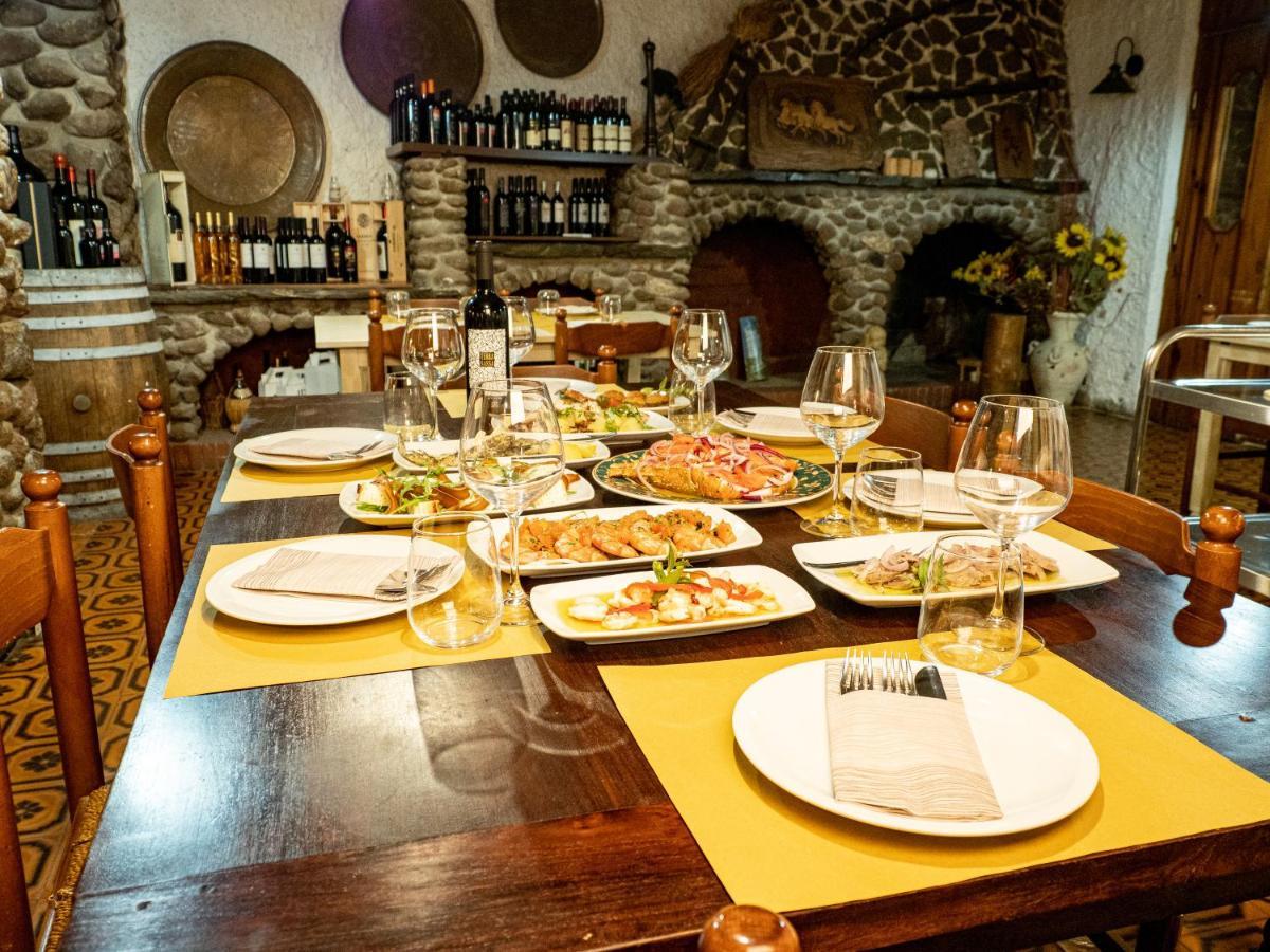 Albergo Ristorante Locanda Rosella Giba Buitenkant foto