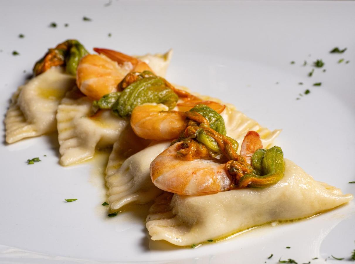 Albergo Ristorante Locanda Rosella Giba Buitenkant foto