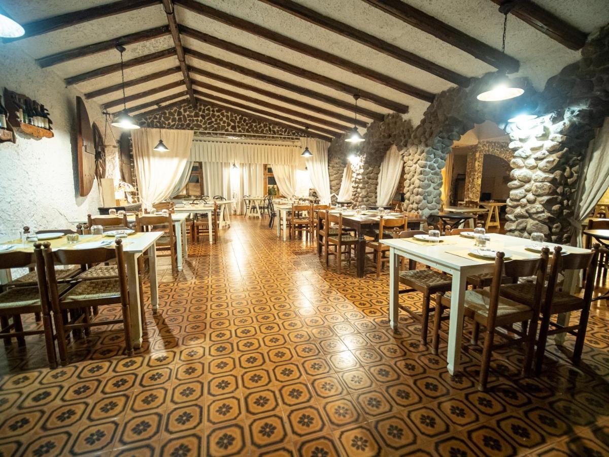 Albergo Ristorante Locanda Rosella Giba Buitenkant foto