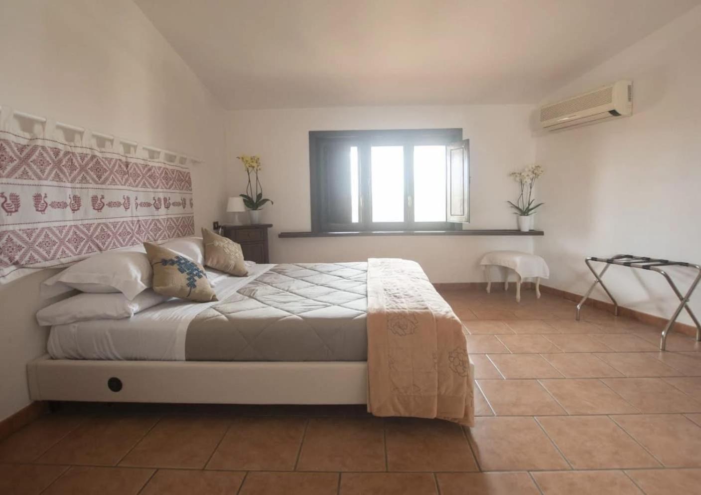 Albergo Ristorante Locanda Rosella Giba Buitenkant foto