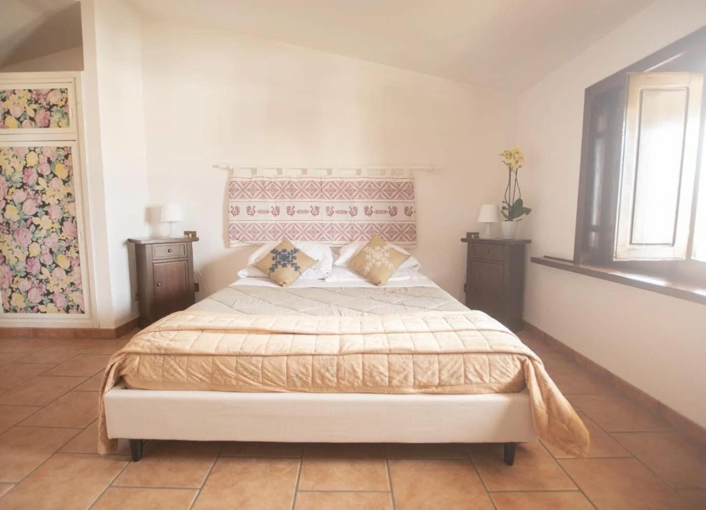 Albergo Ristorante Locanda Rosella Giba Buitenkant foto